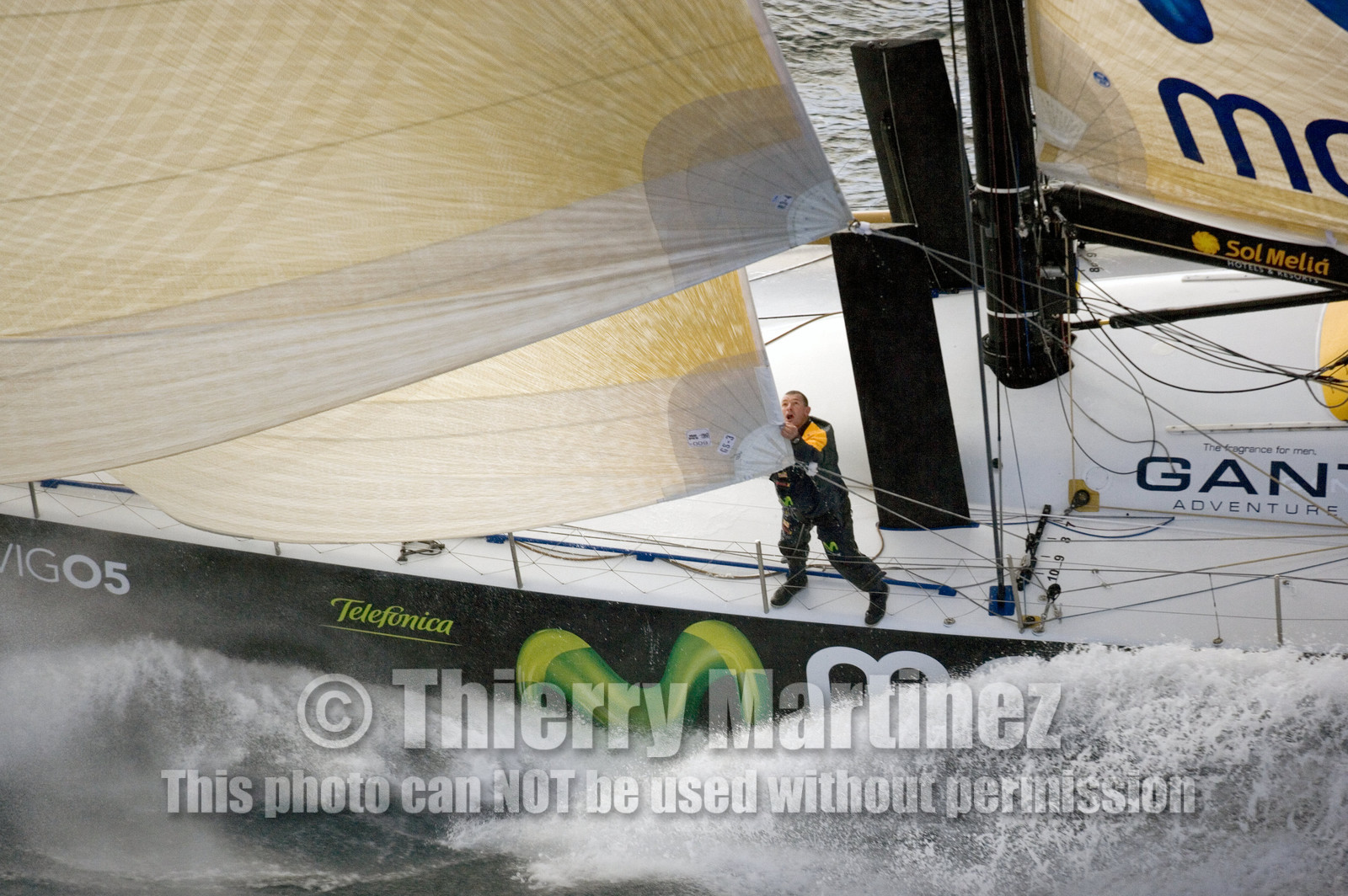 VOLVO OCEAN RACE START - VIGO-SPAIN- 12NOV 2005