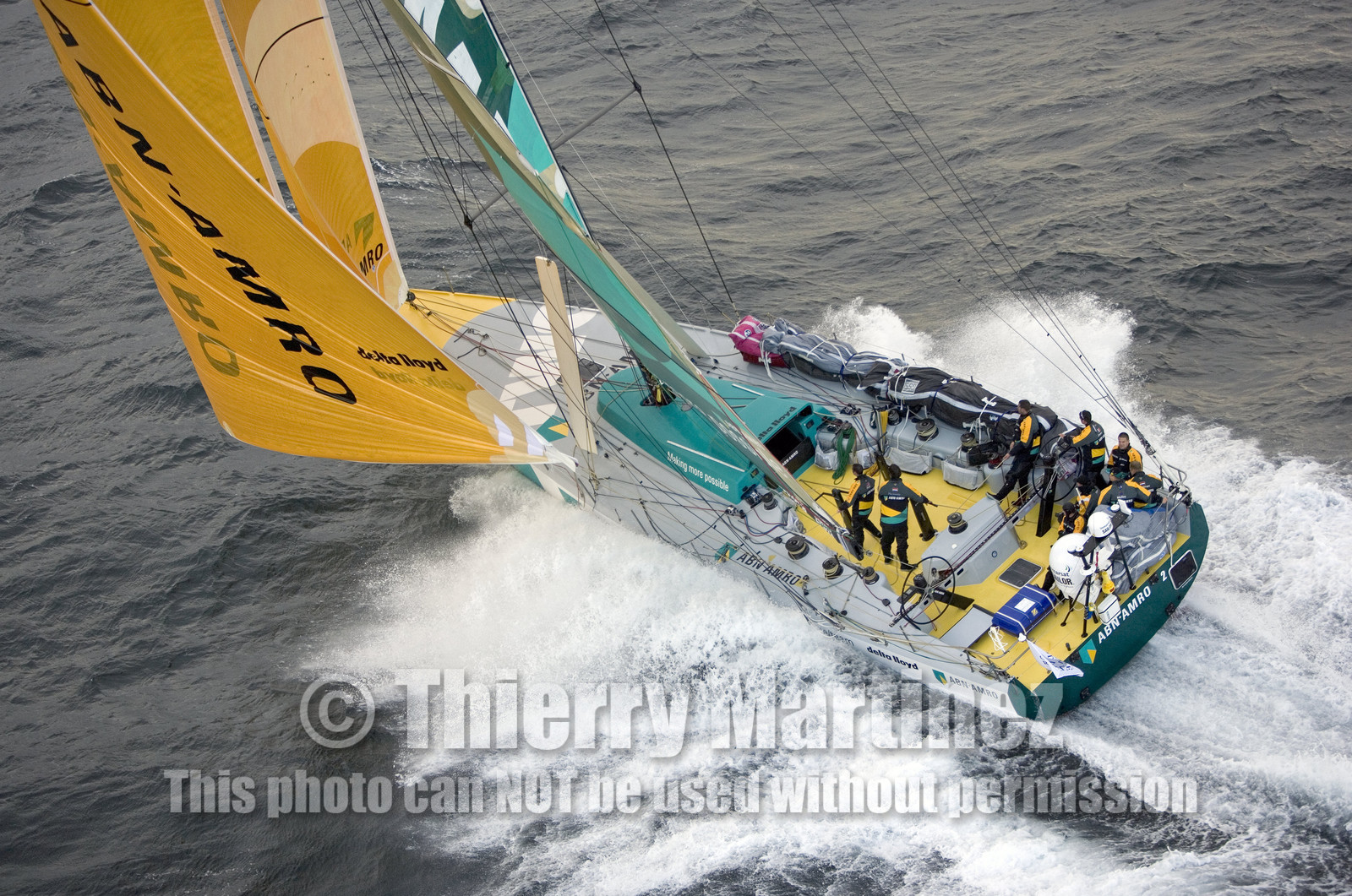 VOLVO OCEAN RACE START - VIGO-SPAIN- 12NOV 2005