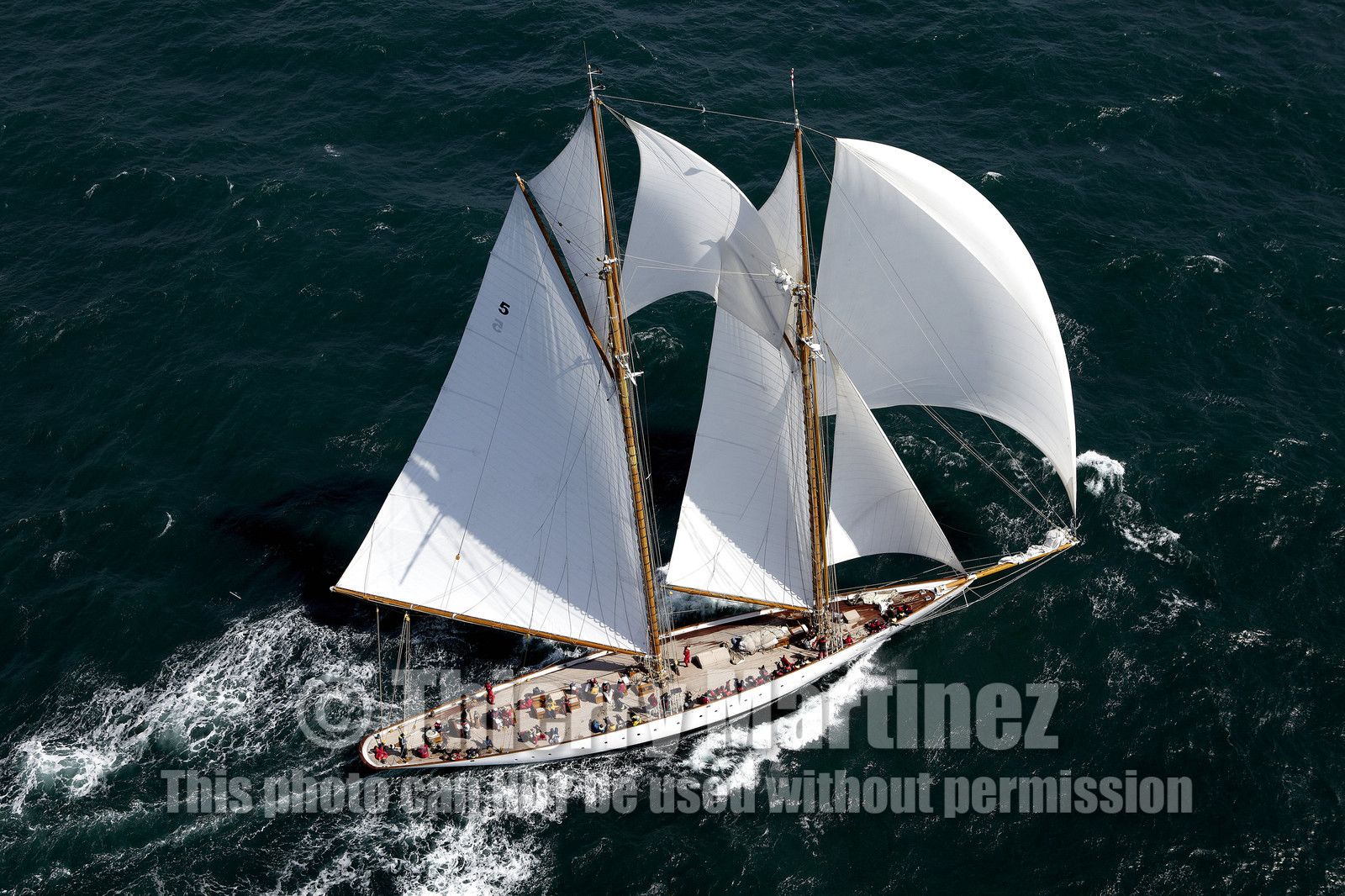 JP Morgan Asset Management Round The Island Race.