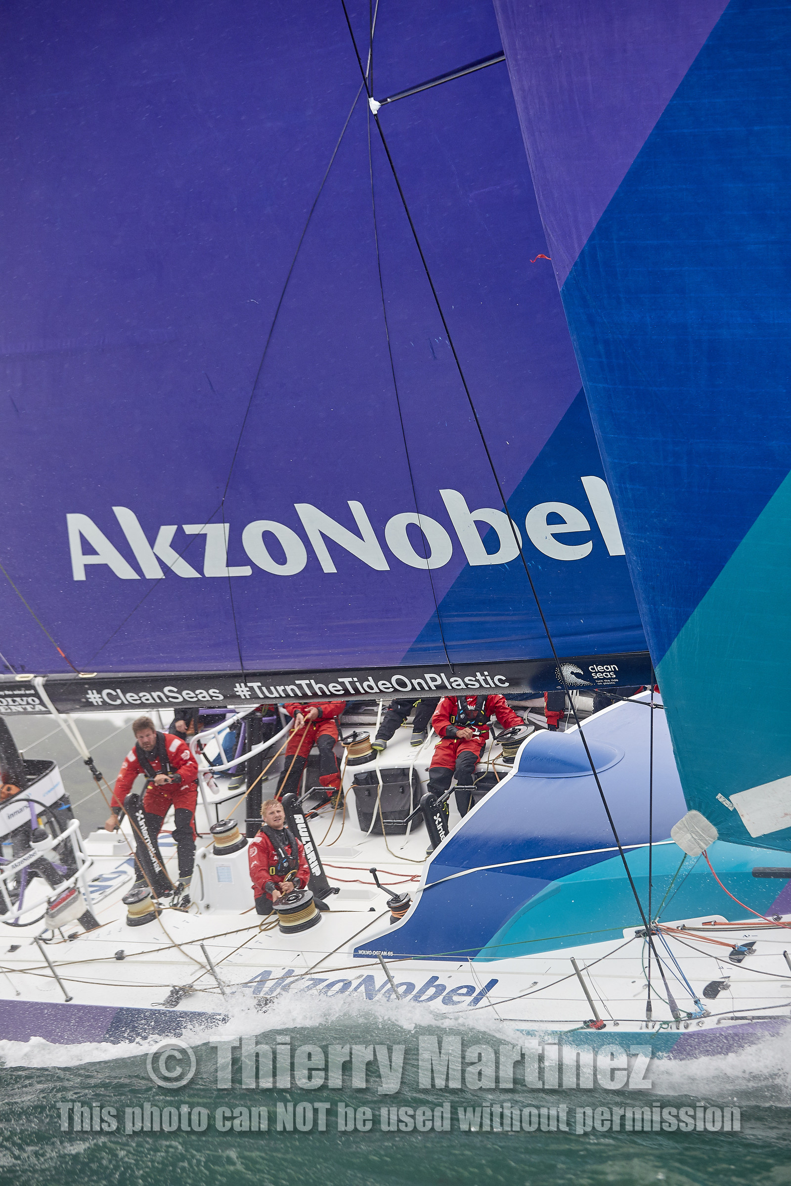 THM-17_062451_team AkzoNobel