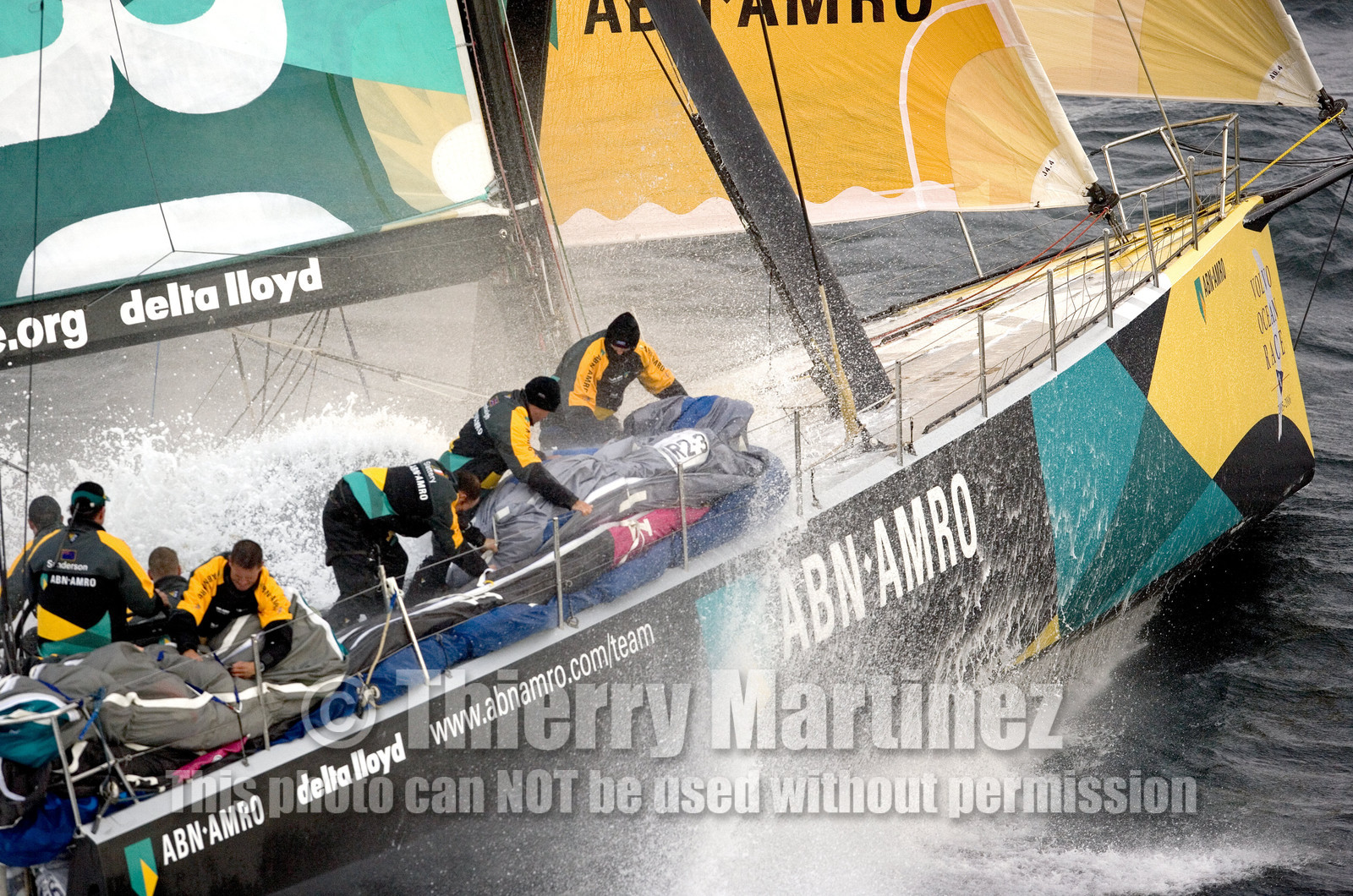 VOLVO OCEAN RACE START - VIGO-SPAIN- 12NOV 2005