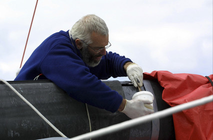 Yves Parlier (FRA) Vendée Globe 2000-01