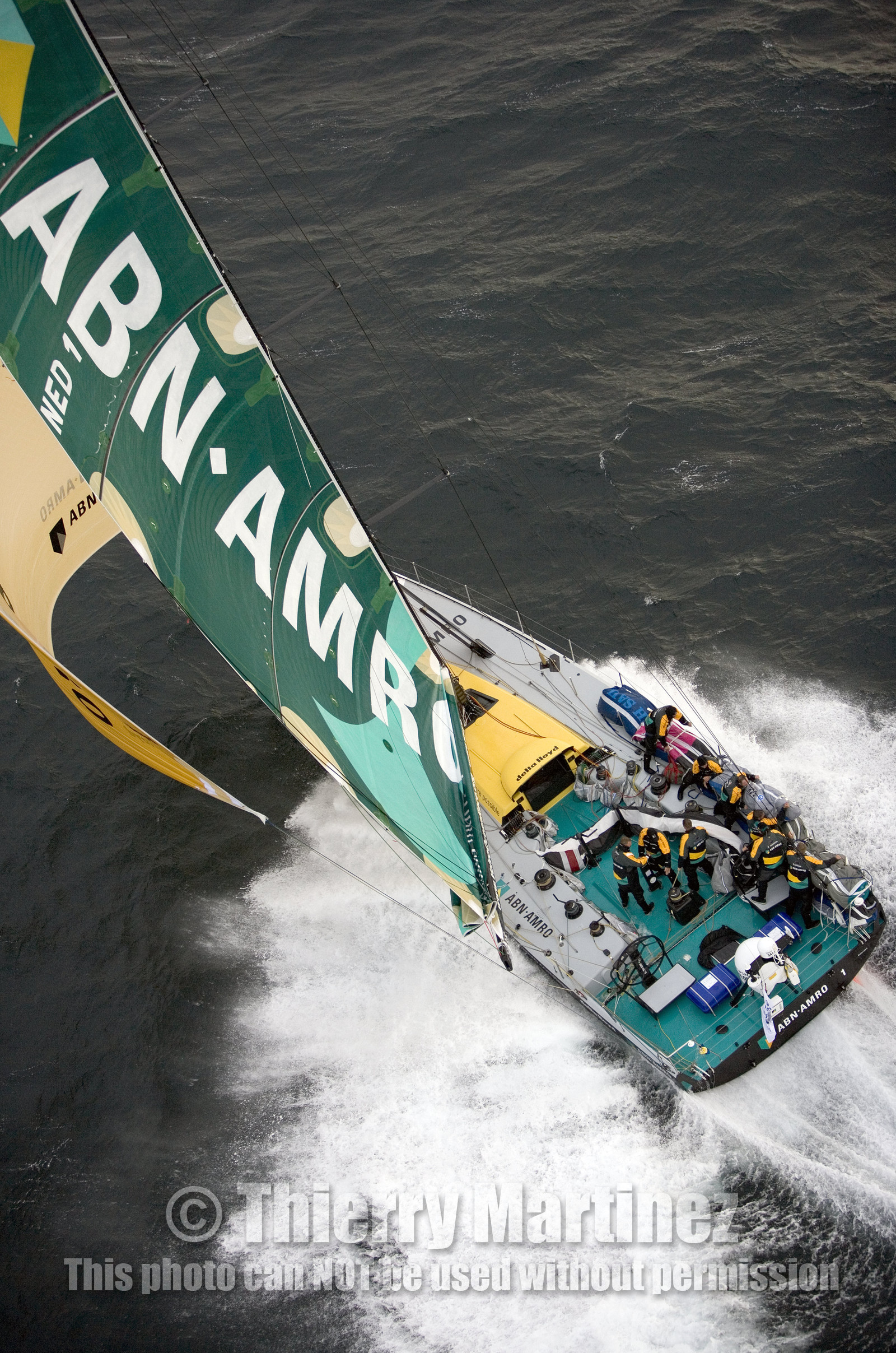 VOLVO OCEAN RACE START - VIGO-SPAIN- 12NOV 2005
