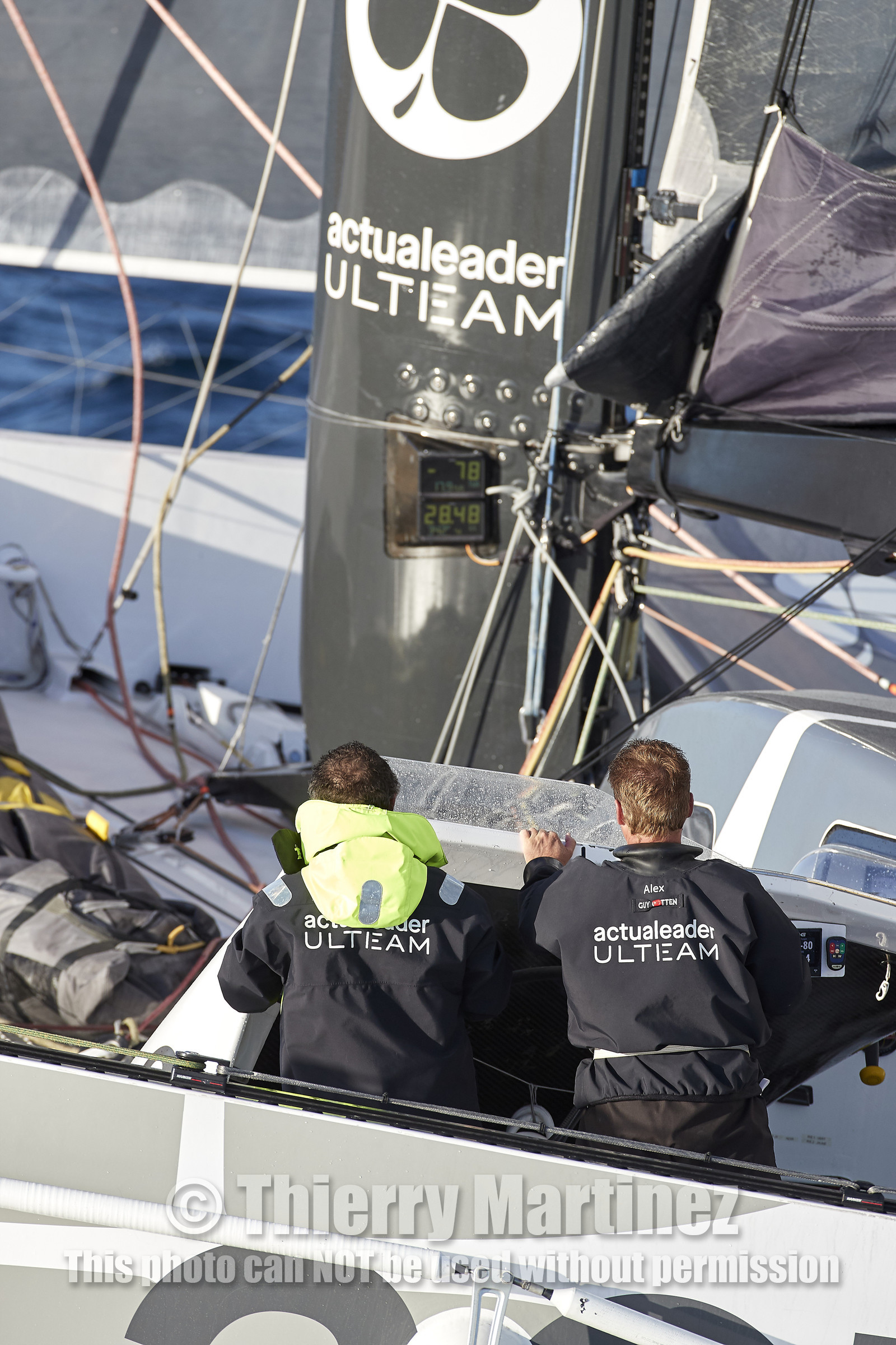 « ULTIM ACTUAL LEADER , Skipper Yves Le Blevec.