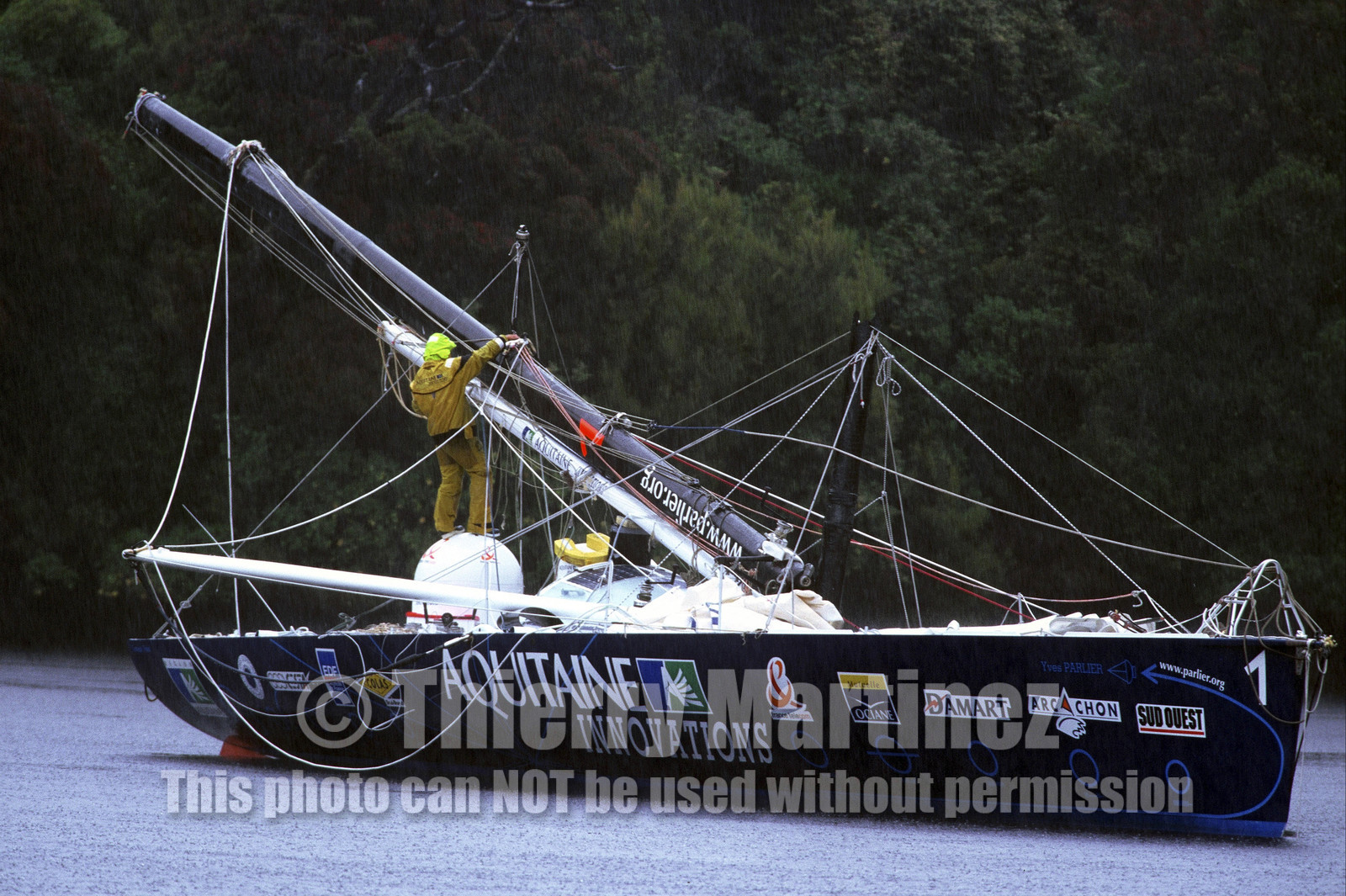 Yves Parlier (FRA) Vendée Globe 2000-01