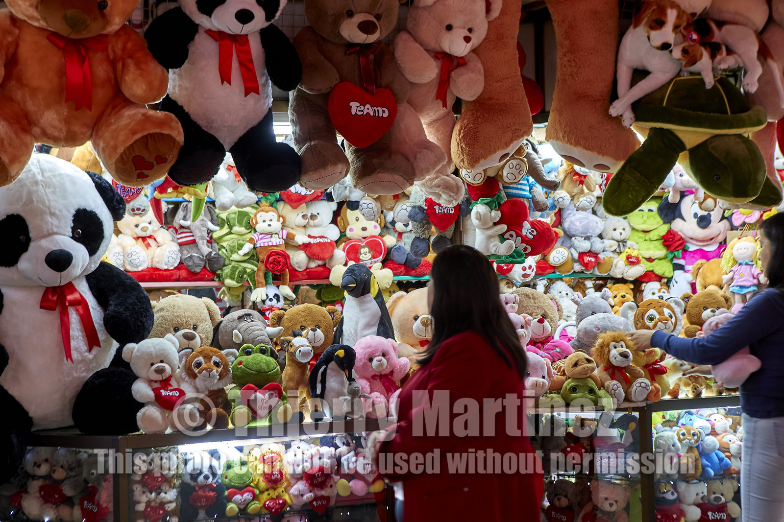 THM-18_041717_SANTIAGO