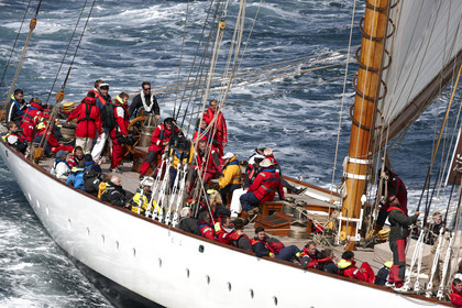 JP Morgan Asset Management Round The Island Race.