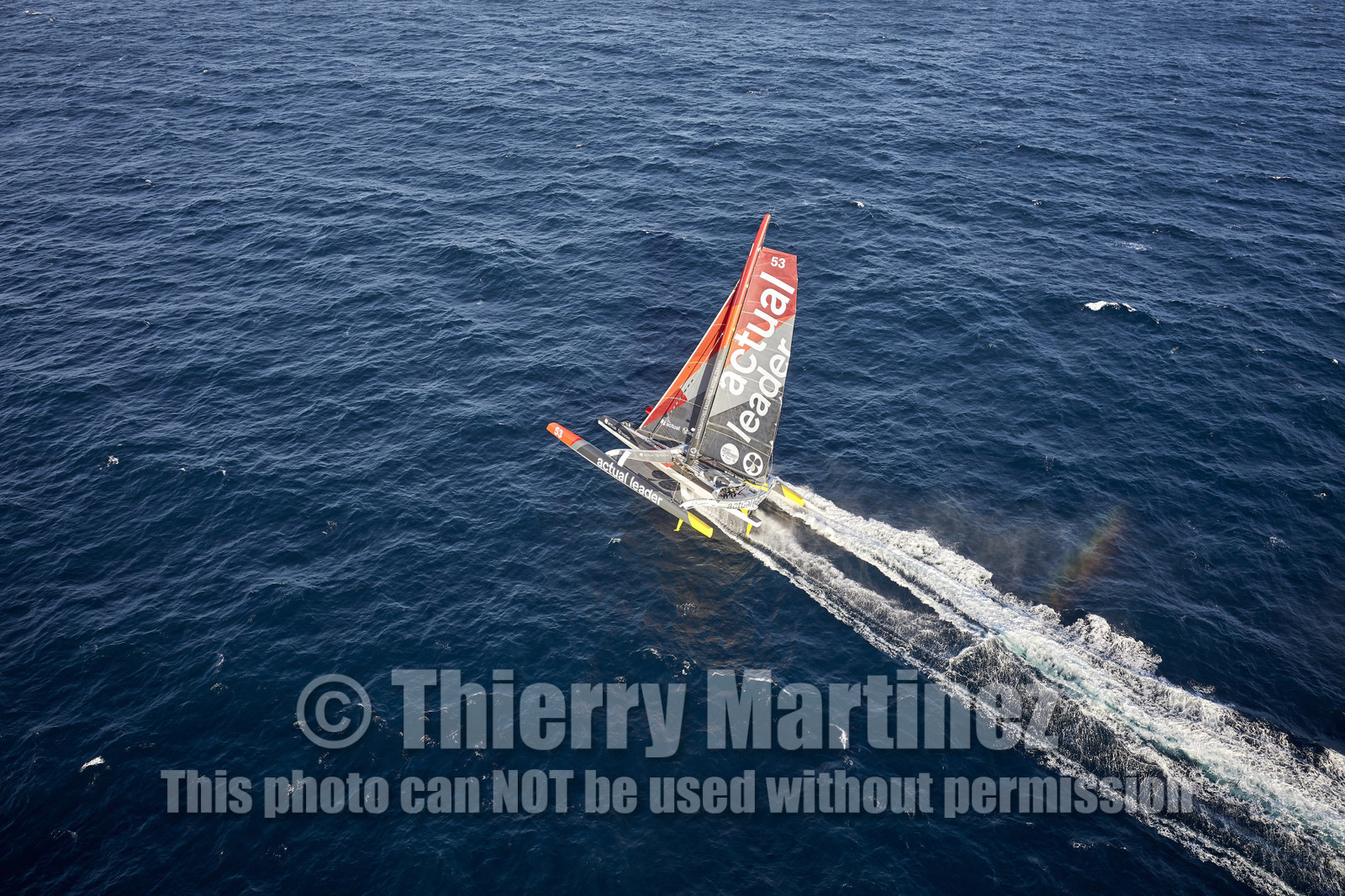 « ULTIM ACTUAL LEADER , Skipper Yves Le Blevec.