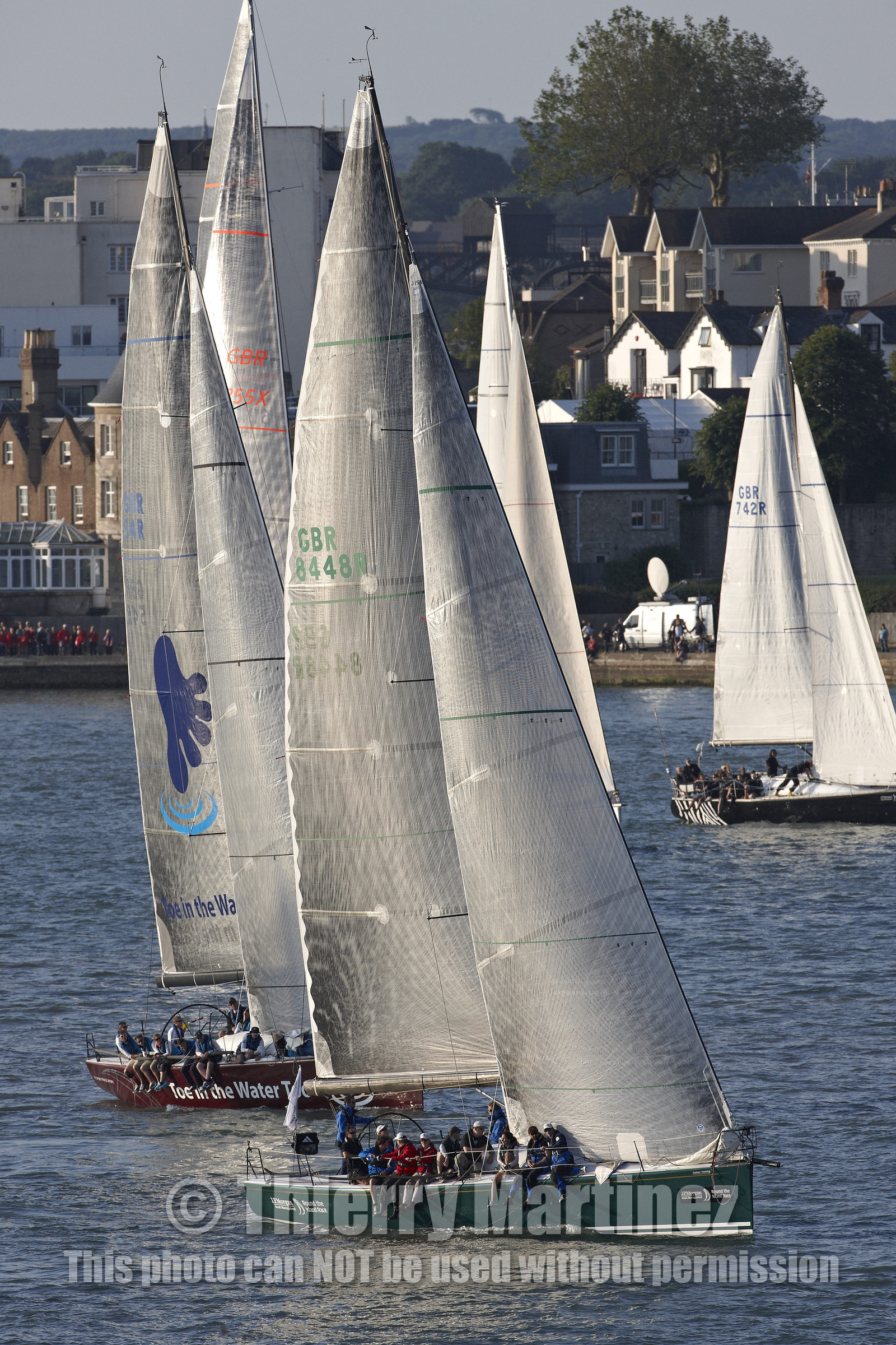 2014 JP Morgan Asset Management Round the Island Race .