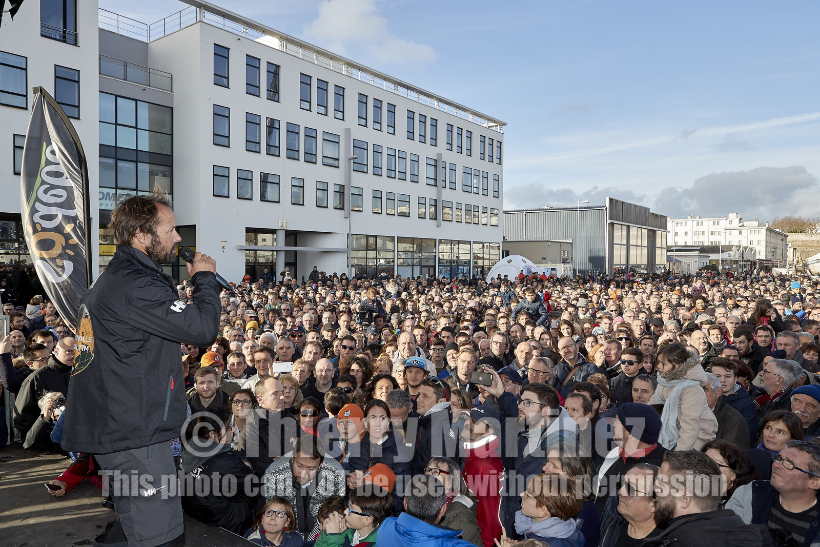 Single-handed sailing round the world record .