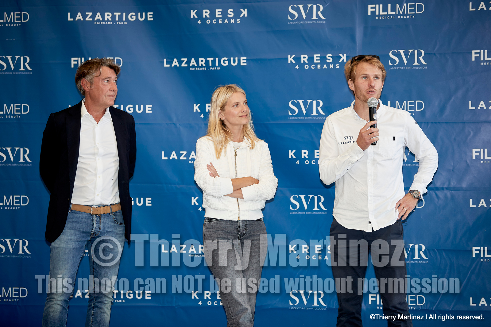 Baptême du trimaran ULTIM de François Gabart « SVR-LAZARIGUE » par Mélanie Laurent à Concarneau.