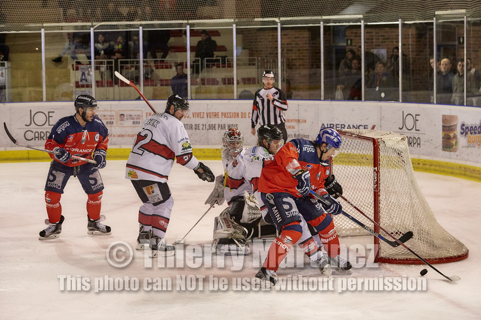 THM_16_01832-HOCKEY