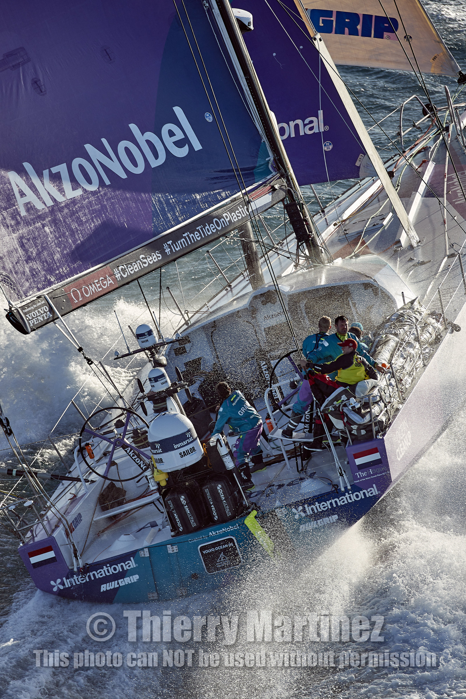 THM-17_108338_VOR-LISBON-LEG2start