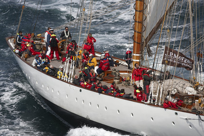 JP Morgan Asset Management Round The Island Race.