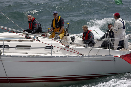 JP Morgan Asset Management Round The Island Race.