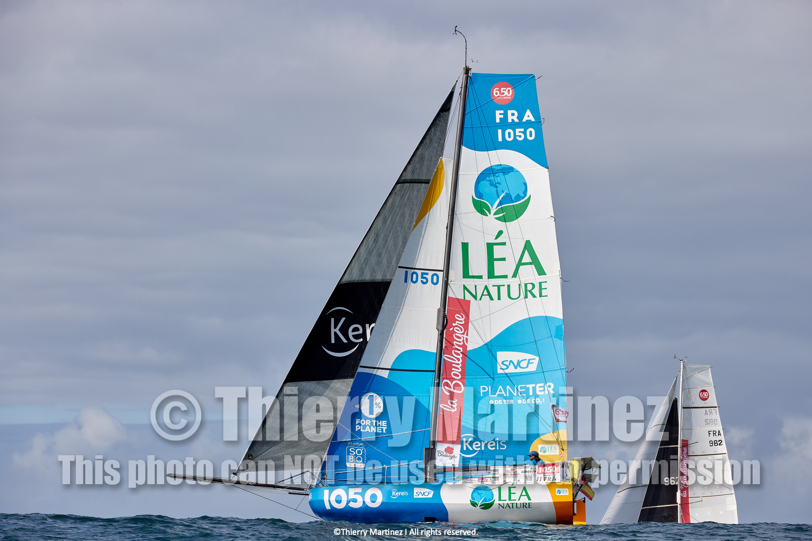 23_22161   © Thierry Martinez. LES SABLES D'OLONNE, 85 - FRANCE 25 septembre 2023.Départ MINI TRANSAT 2023. Départ du Dimanche 24 septembre retardé au Lundi 25 Sept .Les Sables d’Olonne (FRA)    Santa Cruz de la Palma ( Canaries)    St François ( Guadeloupe): 4050 NM.