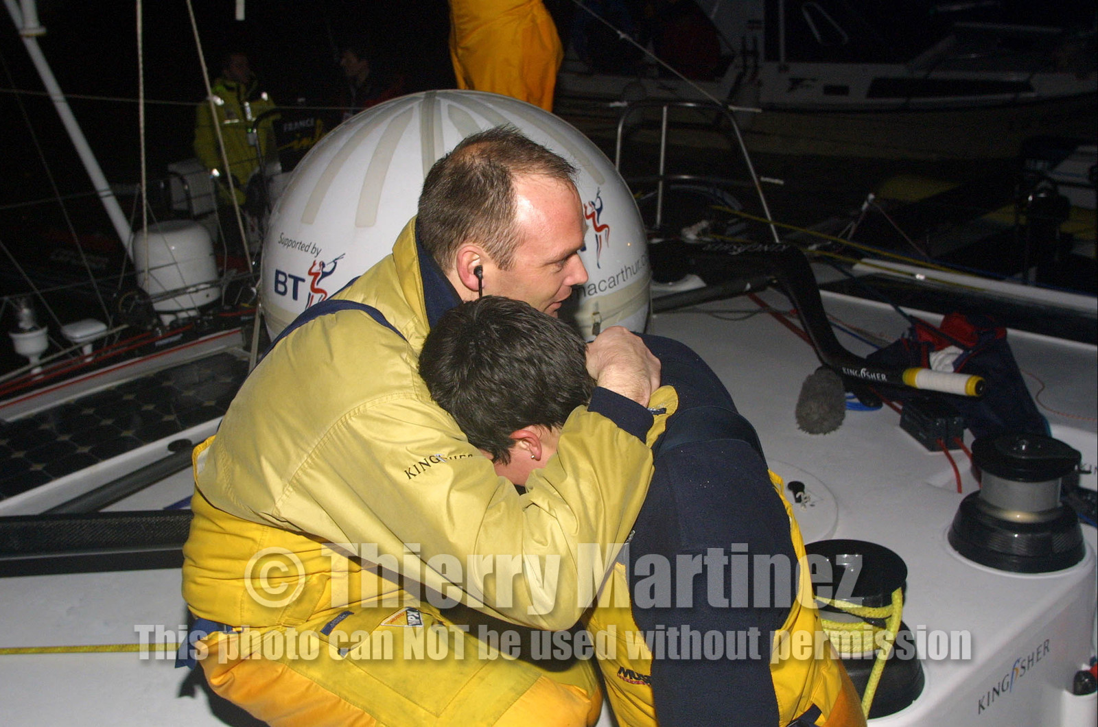 ©ThMartinez. Vendee Globe  finish. Sunday 11th February 2001..Ellen MacArthur (UK) KINGFISHER,24 yeras old celabrate her second place in Single hahnded race the world. Celebrate