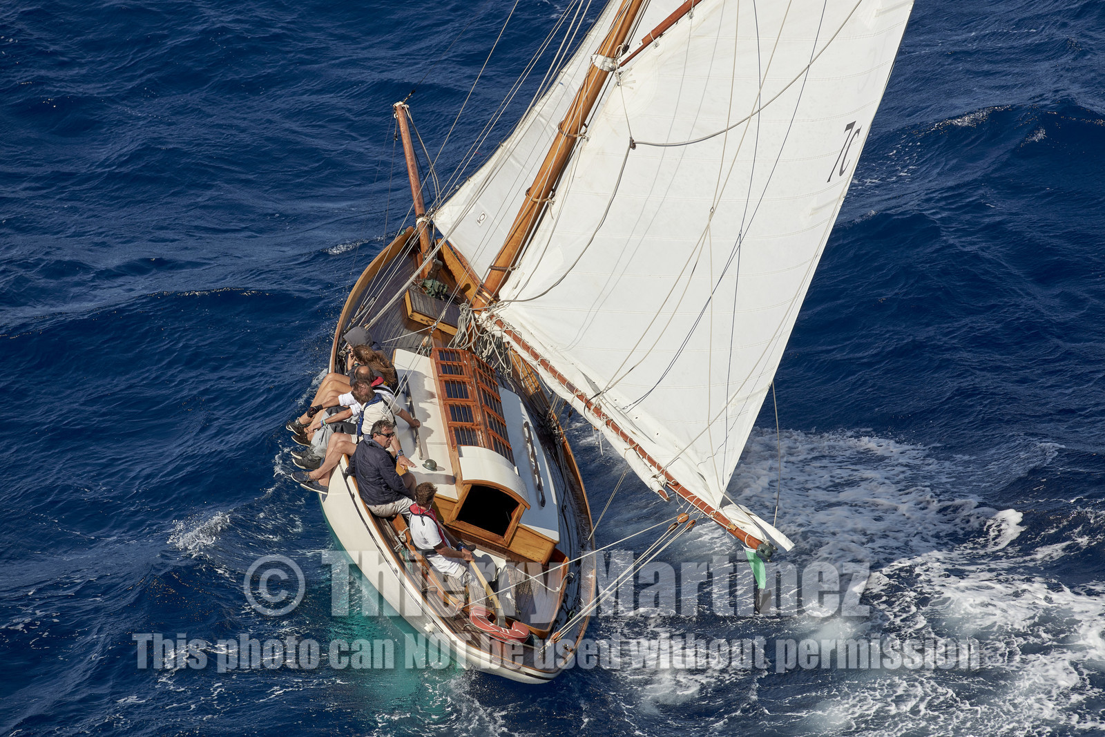 THM-21_23078_VOILES ST TROPEZ DAY 2 HELI