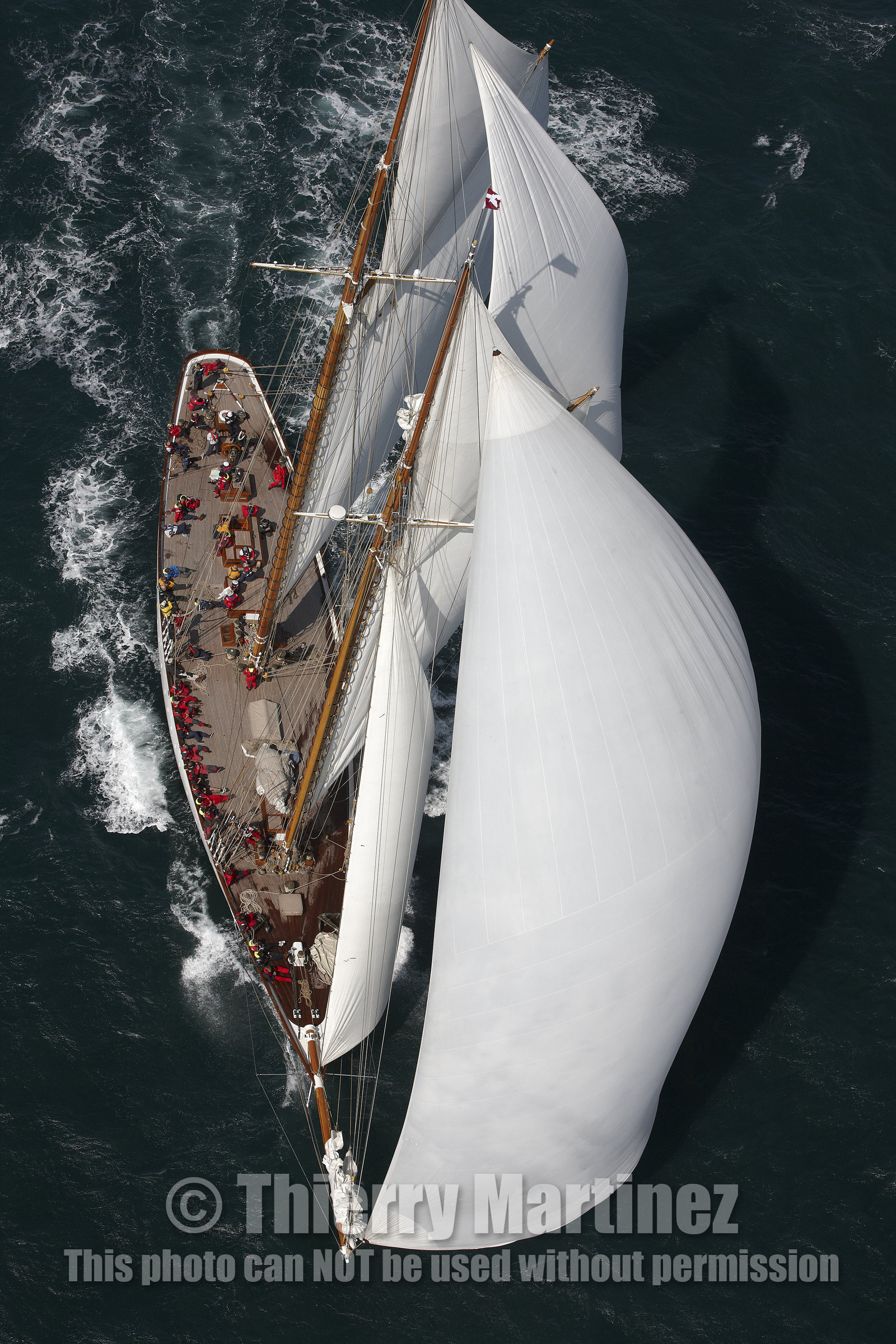 JP Morgan Asset Management Round The Island Race.