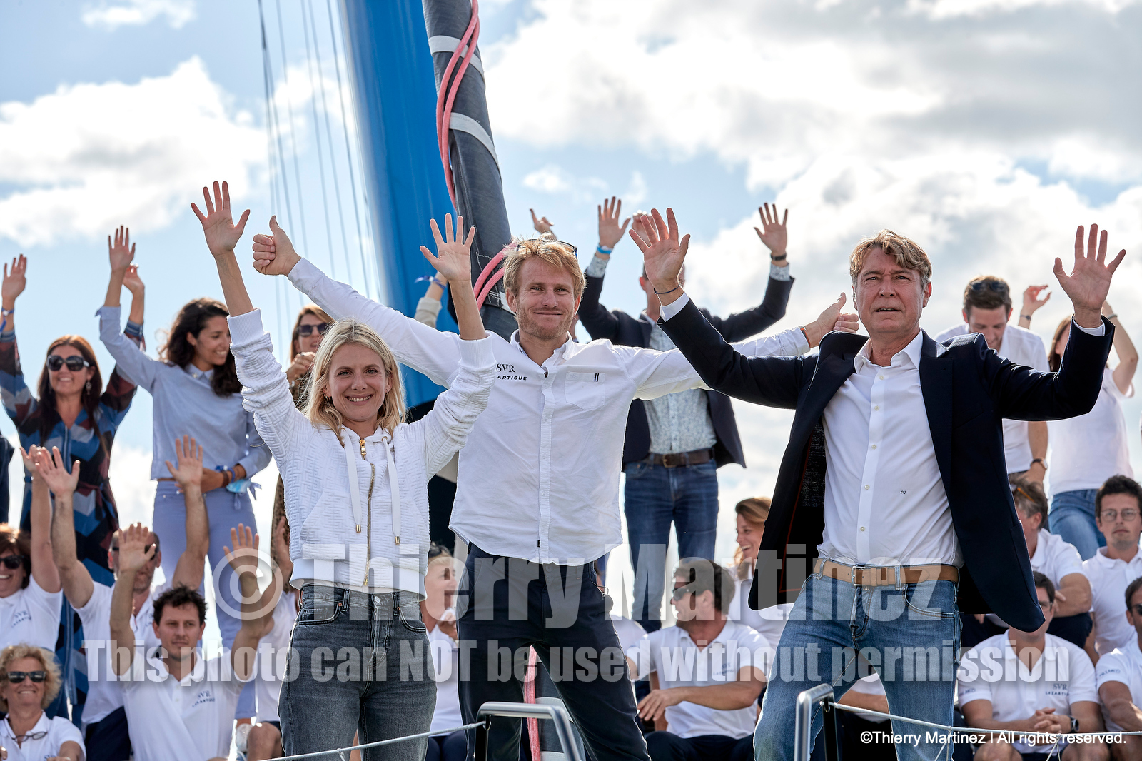 Baptême du trimaran ULTIM de François Gabart « SVR-LAZARIGUE » par Mélanie Laurent à Concarneau.