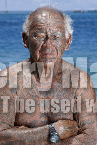 15_026821  ©ThMartinez Sea&Co.  RANGIROA - ARCHIPEL des TUAMOTU. POLYNESIE FRANCAISE .  8 Février 2015. ..HURI, pilote Taxi Boat à Rangiroa.