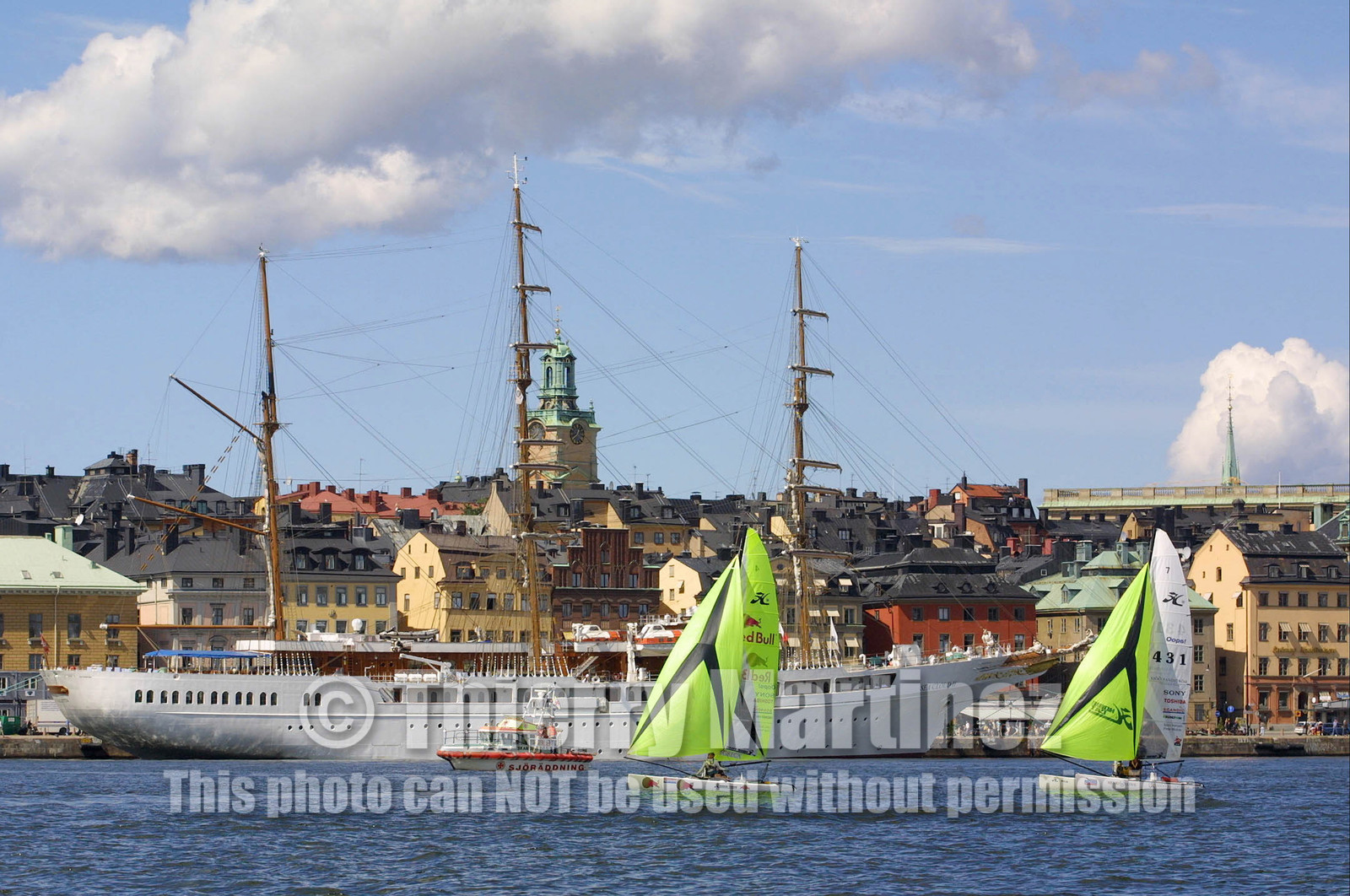 01_0474D-©ThMartinez- Sweden 1st 3rd August 2001. Archipelago Raid (Catamaran Formula 18).1st August 2001- Start in Stockholm (SWE)