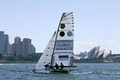 15_019098-Skiff-Sydney