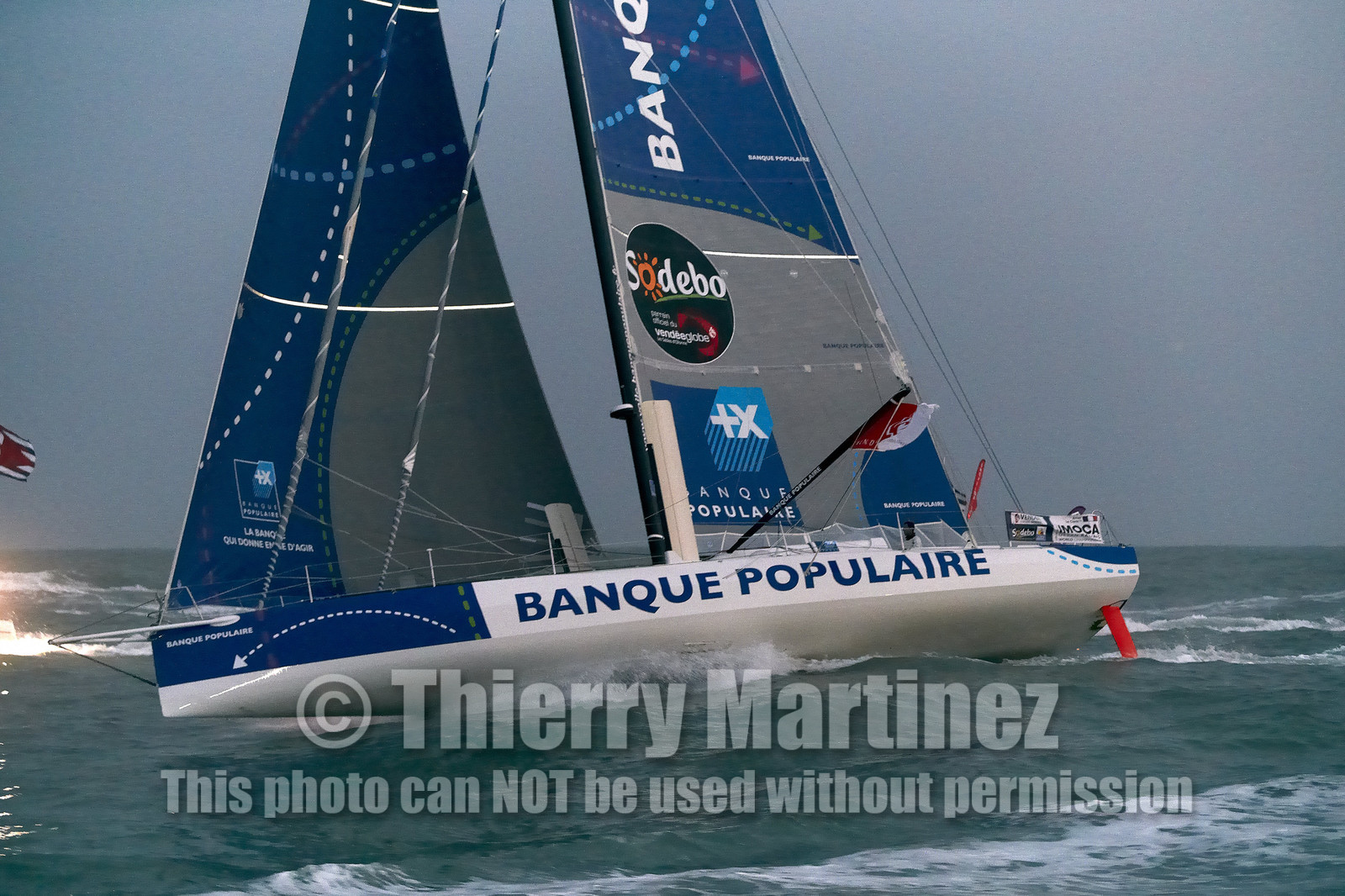 2012 13 VENDEE GLOBE. Armel Le Cleac'h (FRA) BANQUE POPULAIRE 2nd .