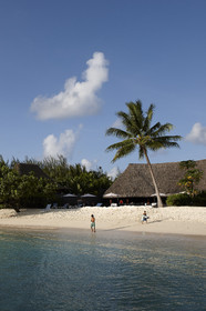 15_023540  ©ThMartinez Sea&Co.  HUAHINE - ILES SOUS LE VENT. POLYNESIE FRANCAISE . 31 January 2015. .Village de FARE.