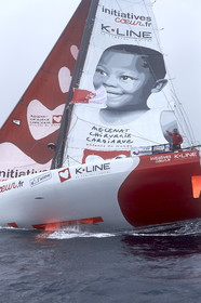 16_40174  ©Th.Martinez Sea&Co.  ILE DE GROIX - - FRANCE. 3 Août 2016. .Tanguy De Lamotte (FRA), a bord de l'IMOCA Initiatives-Coeur au large de l'Ile de Groix (FRA) en préparation du Vendée Globe 2016-17.