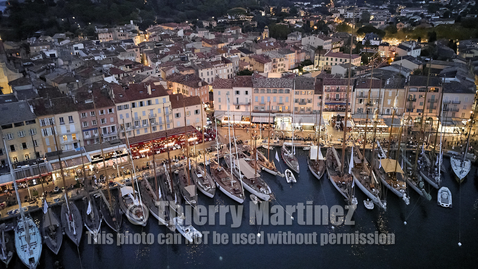 THM-21_23919_VOILES ST TROPEZ soir