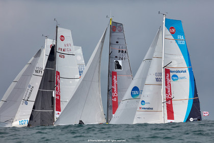 23_22416   © Thierry Martinez. LES SABLES D'OLONNE, 85 - FRANCE 25 septembre 2023.Départ MINI TRANSAT 2023. Départ du Dimanche 24 septembre retardé au Lundi 25 Sept .Les Sables d’Olonne (FRA)    Santa Cruz de la Palma ( Canaries)    St François ( Guadeloupe): 4050 NM.