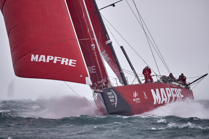LENDY COWES WEEK - Round the island.