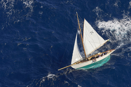 THM-21_23170_VOILES ST TROPEZ DAY 2 HELI