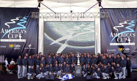 03_1485D ©Th.Martinez  - Auckland-New Zealand. America's Cup 2003. 3rd March 2003. .America's Cup prizegiving.All Alinghi Team winner of America's Cup 2003 on stage ...