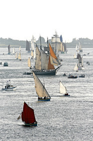 Semaine du Golfe 2015. Parade d'arrivée de la flotte.