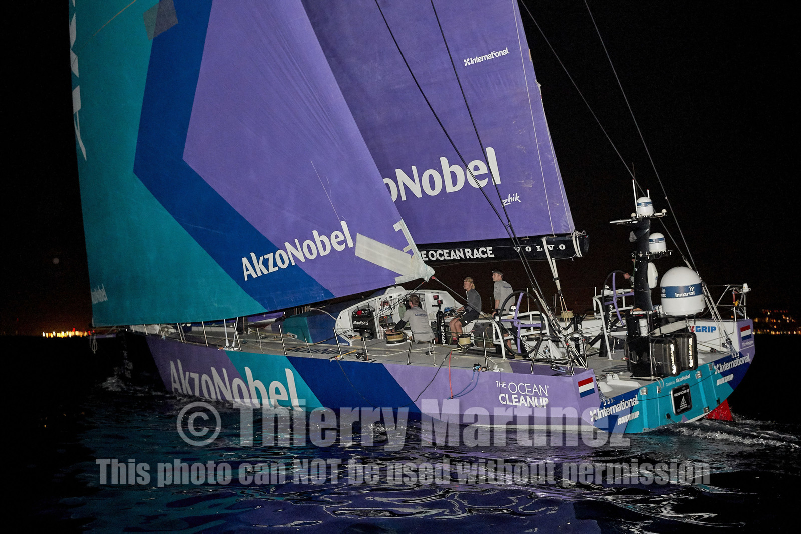 THM-21_14268_AkzoNobel Ocean Racing