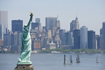 HUGO BOSS WATCHES MANHATTAN CHARITY RACE