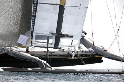 33rd  AMERICA'S CUP Valencia Spain, February 2010 - Defender:  ALINGHI (ALINGHI 5) vs Challenger : BMW Oracle Racing (USA 17)