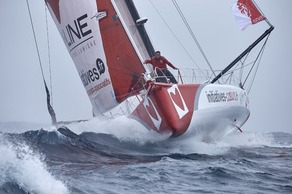 16_40333  ©Th.Martinez Sea&Co.  ILE DE GROIX - - FRANCE. 3 Août 2016. .Tanguy De Lamotte (FRA), a bord de l'IMOCA Initiatives-Coeur au large de l'Ile de Groix (FRA) en préparation du Vendée Globe 2016-17.
