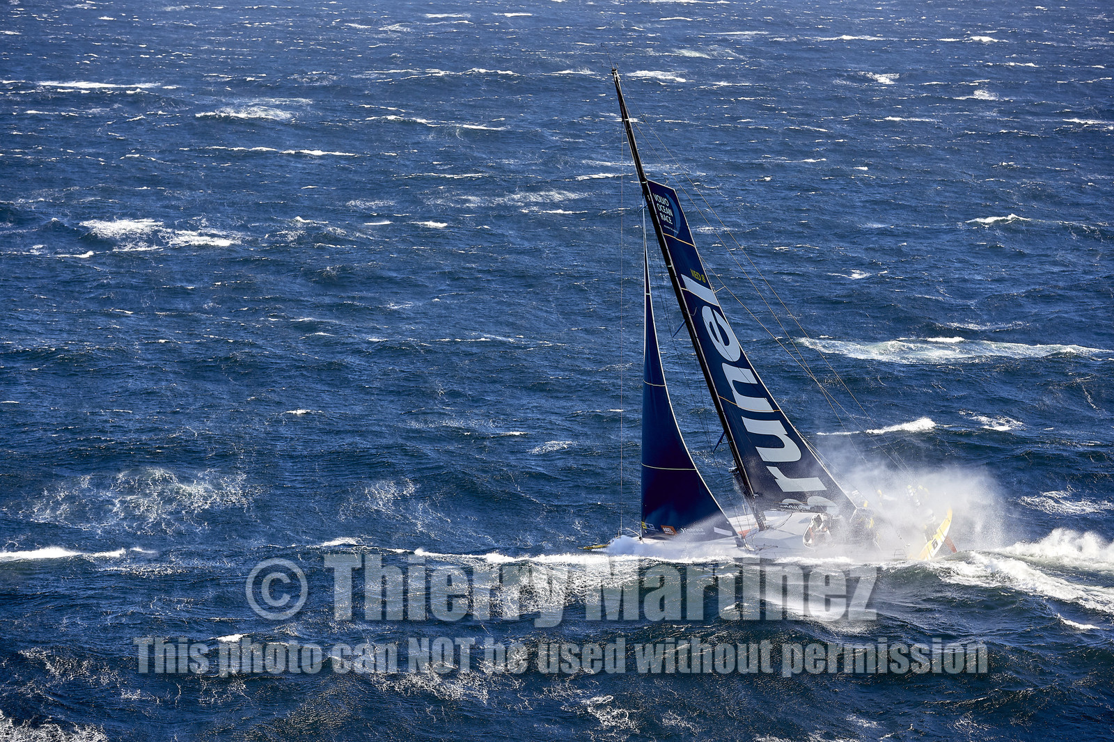 THM-17_119205_VOR-CAPE-TOWN-Start-Leg3