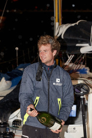 22_35148   © Thierry Martinez.ST NAZAIRE, FRANCE.07 Sept 2022.53éme édition de la Solitaire du Figaro.Arrivée de la 3éme étape , Royan    St Nazaire.Tom Laperche (Région Bretagne-CMB Performance) vainqueur de l’étape et de l’édition de la Solitaire du Figaro 2022.