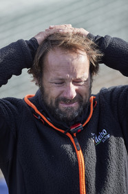 Single-handed sailing round the world record .