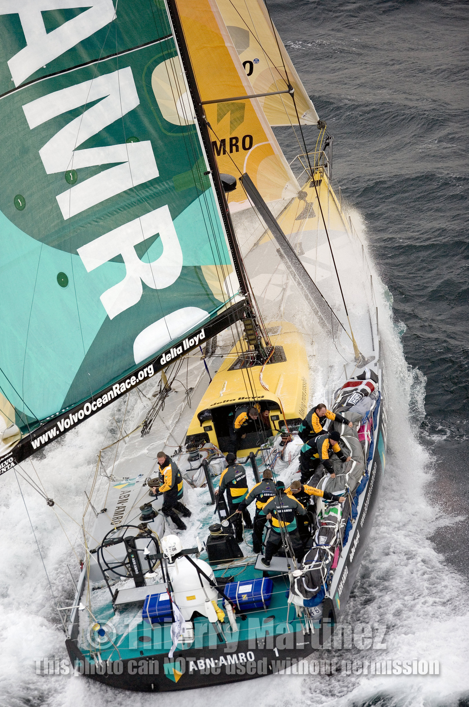 VOLVO OCEAN RACE START - VIGO-SPAIN- 12NOV 2005