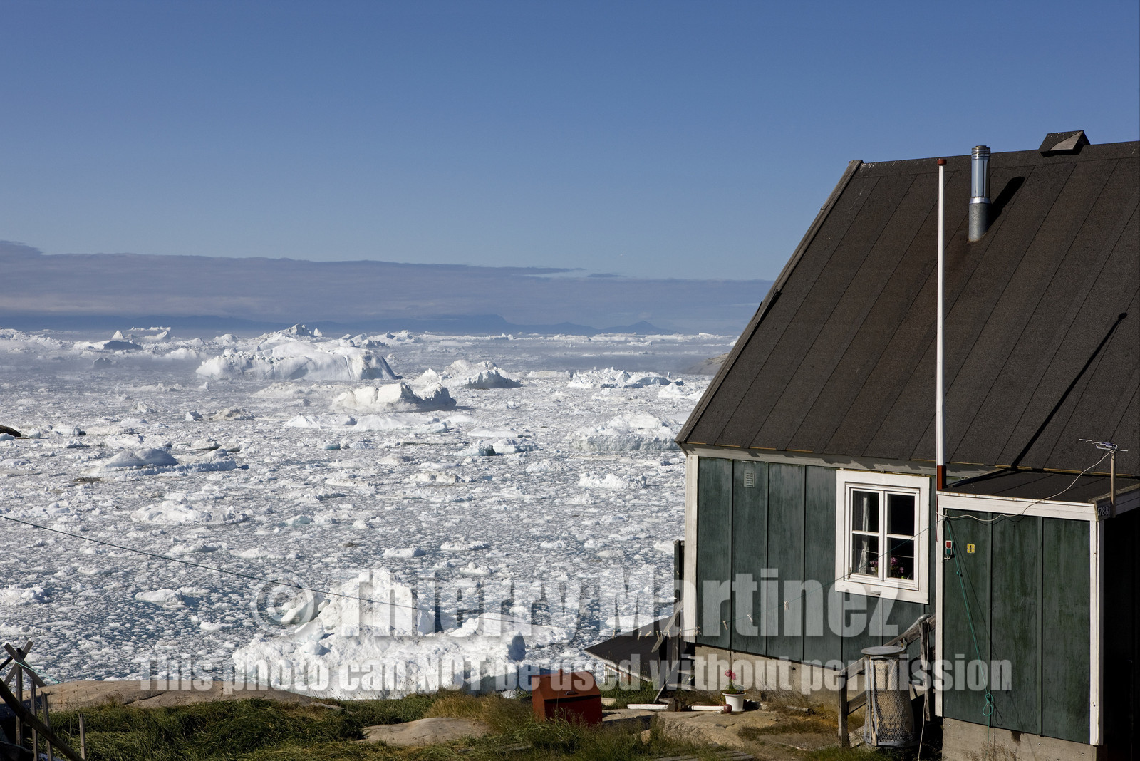 Schooner LA LOUISE sailing on west coast of Greenland.
