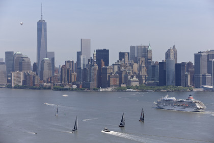 HUGO BOSS WATCHES MANHATTAN CHARITY RACE