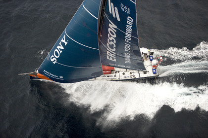 VOLVO OCEAN RACE START - VIGO-SPAIN- 12NOV 2005