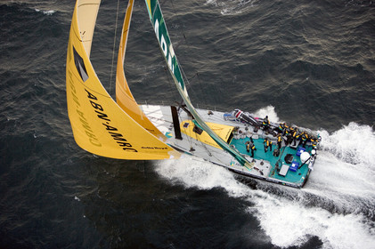 VOLVO OCEAN RACE START - VIGO-SPAIN- 12NOV 2005