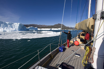 Schooner LA LOUISE sailing on west coast of Greenland.