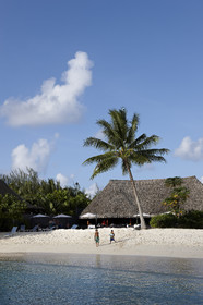 15_023537  ©ThMartinez Sea&Co.  HUAHINE - ILES SOUS LE VENT. POLYNESIE FRANCAISE . 31 January 2015. .Village de FARE.